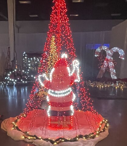 C-12' Led Red Tree