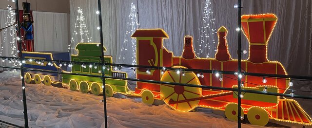 Christmas Train Display 2